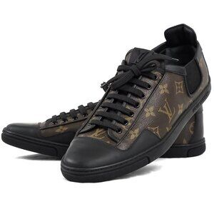 Never Worn Louis Vuitton Men’s Monogram Slalom Low-Top Sneakers – Size 9.5